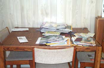 messy table