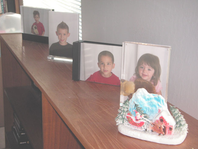 the elf shelf