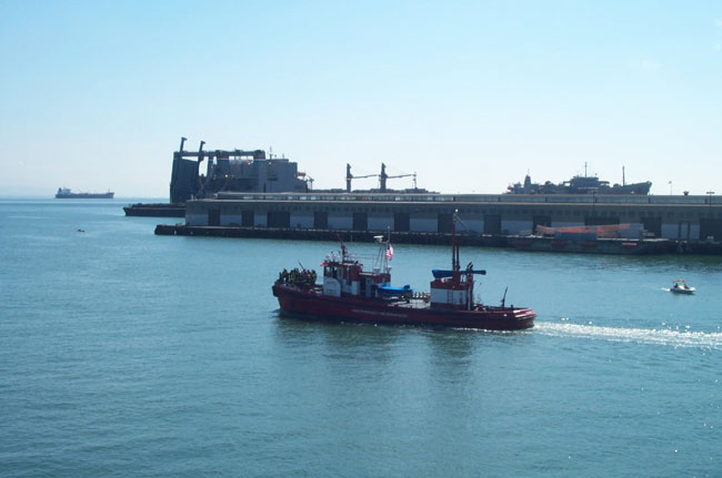 San Francisco Fire Department boat on the Bay